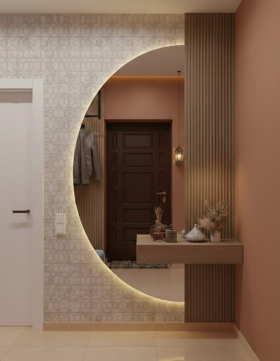 مرآة نصف القمر