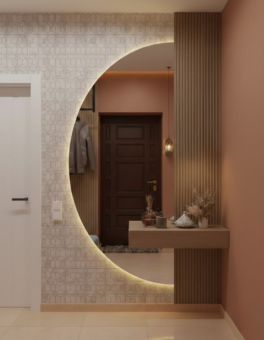 مرآة نصف القمر